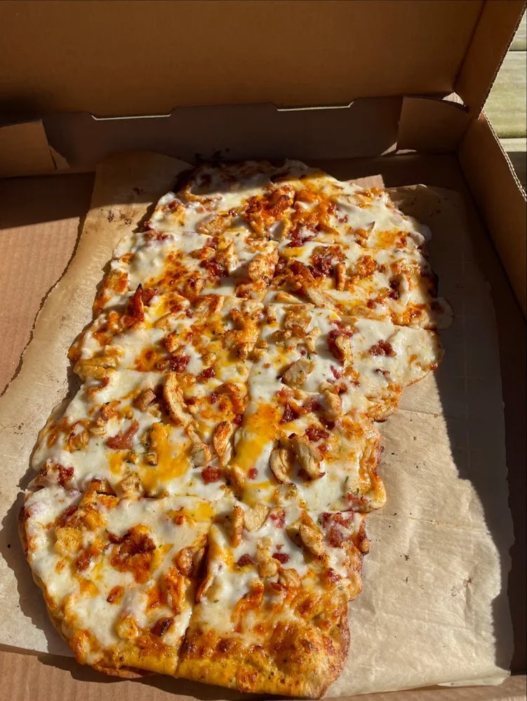 Fajita Chicken and Bacon Pizza